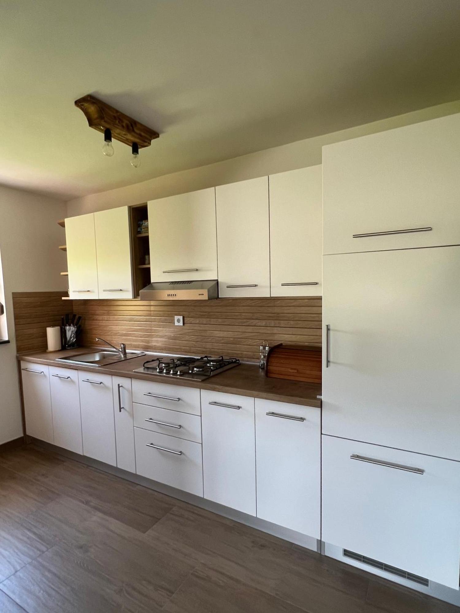 Zen Den Apartments Оточац Экстерьер фото